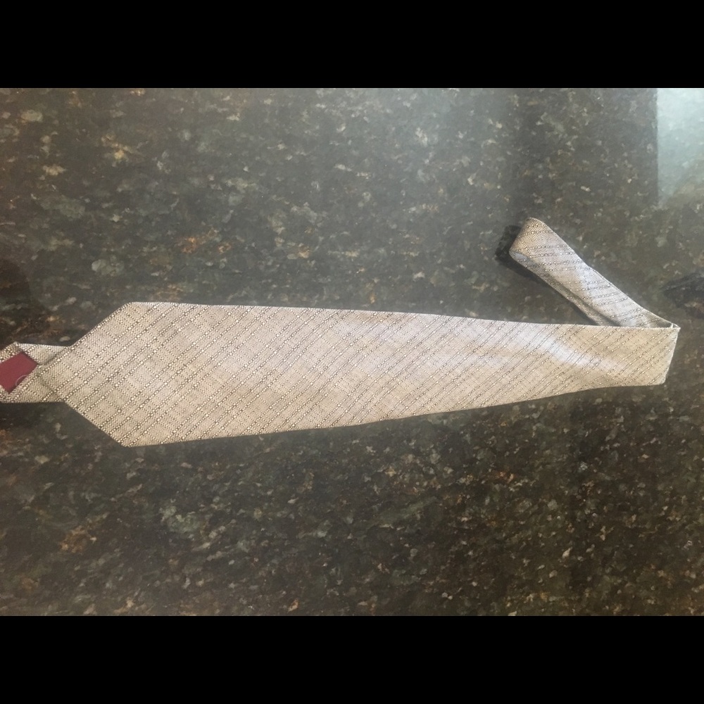 Mario uomo tie